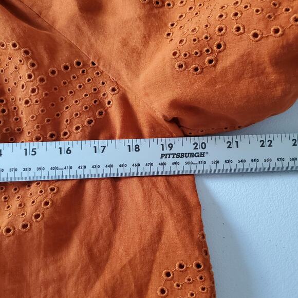 Chico's Shirt Womens Medium Orange Eyelet Floral Button Front Puff Sleeve Boho - Picture 5 of 8